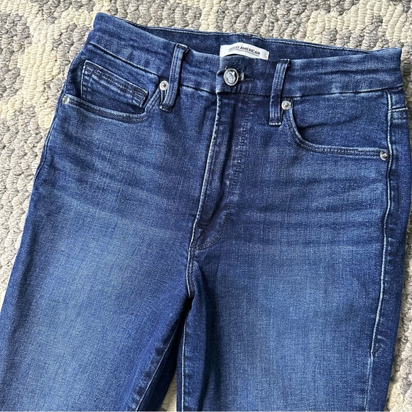 Good American Good Legs Chewed Hem High Rise Skinny Jeans - Picture 3 of 8